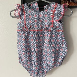 Angel Dear Bubble size 3-6 Months!